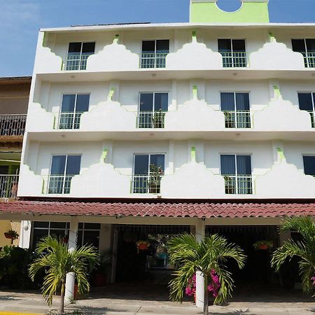 Hotel Arenas Del Pacifico Santa Cruz Huatulco Exterior photo